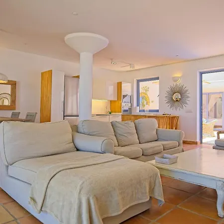 Minea Ii * Коста Калма